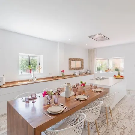 Luxury אסטפונה